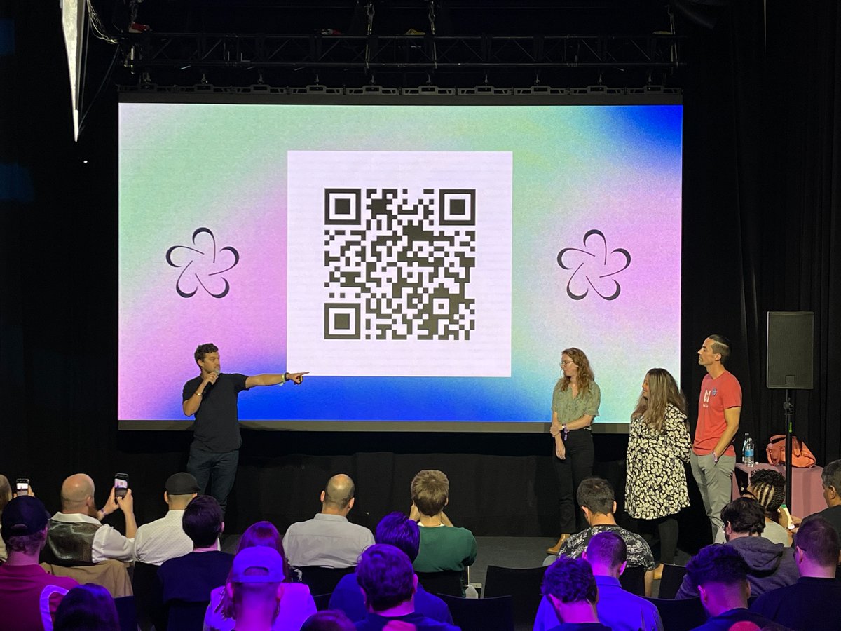 NEARProtocol's tweet photo. Part 2 of #NEARCON Day 1 kicks off with Satori's team @PotatoDepaulo, @mattdlockyer, @WaverlyMaven and @nearlyalmonds!

"Artists today are not valued in our society, but we're on the brink of a creative renaissance, Satori leverages #NFTs to empower artists to create new markets" https://t.co/1NQrLcGmHP