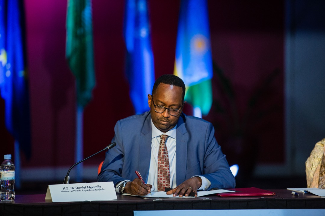 NewTimesRwanda's tweet photo. BioNTech will initially operate the facility to support a rapid initiation of the production of mRNA-based vaccines, but the firm, later on, plans to transfer the manufacturing capacities to #Rwanda. https://t.co/miCTc8UrCr