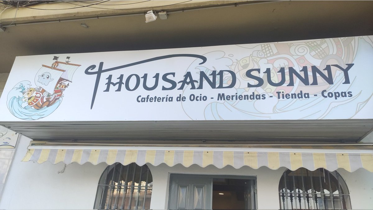 javier_riscos's tweet photo. Chaval@s, el Viernes 29 abro local en Avenida Juan XXIII en Málaga. Vamos a tener juegos de mesa, videojuegos, trivial, copas y más cositas guapas para tod@s. Os quiero ver los caretos por allí. Se gradece la difusión!! https://t.co/hjyQDTNfEK
