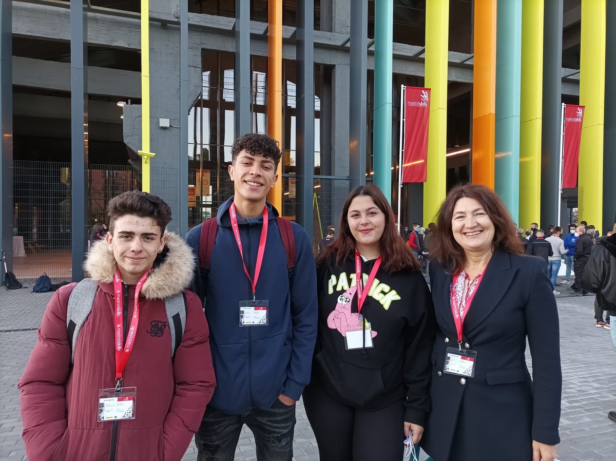 IESTETUAN's tweet photo. Participamos en las Madrid Skills de Emprendimiento con nuestro grupo de Grado Medio https://t.co/4rqtbXVzib