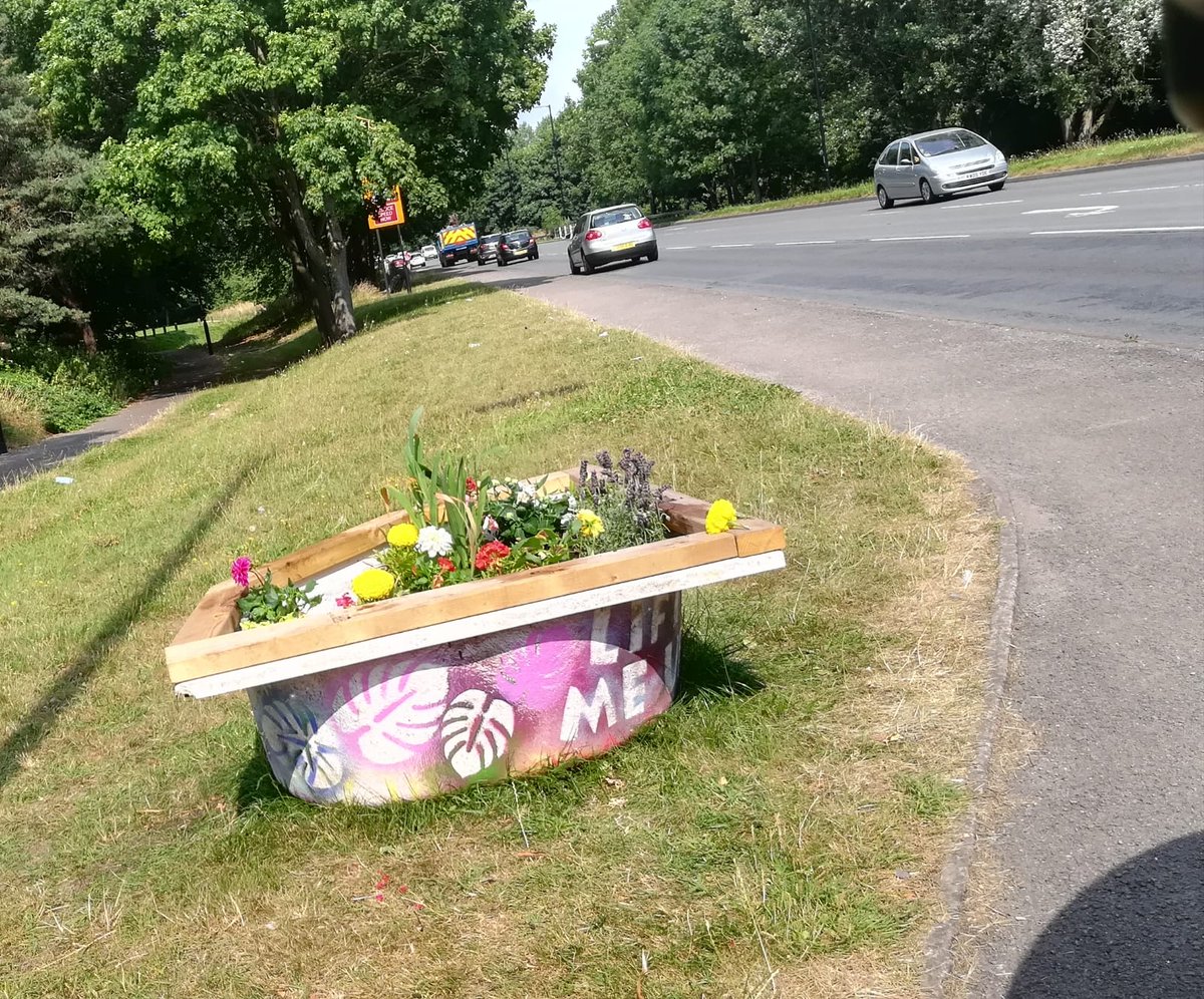 CommunitySASAP's tweet image. Urgent Action!!! We getting Tubby McBathtub ready for the Spring. Thursday 28th October @ 1pm we will be planting winter and bulbs.nCome along and plant or donate a bulb or two @CovRecycleClub @covparkranger @empowr_u_cov @GoodGymCoventry