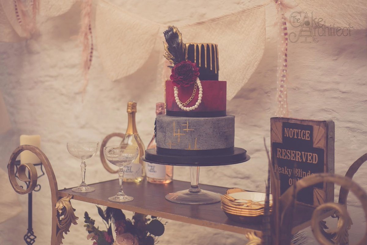 CakeArch's tweet image. A throwback to one of our favourites!

This peaky blinders themed wedding cake has got us in the moody for the spooky season! Who's ready? 

Dressing up is a must!

#bespokeweddingcakes #themedweddingcakes #Halloweenweddings #Halloween2021 #gobig #bespokecakes #weddingcakeinspo