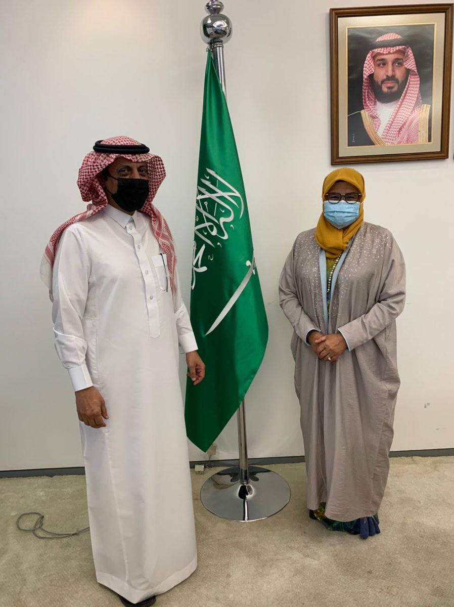 UNHabitat_Ar's tweet image. زيارة @MaimunahSharif المدير التنفيذي ل @UNHabitat المملكة العربية السعودية للتأكيد على الشراكة، ودعم تطوير #رؤية_2030 لمستقبل حضري مستدام بالمملكة.

للمزيد: tinyurl.com/sy6fdtca👉👉👉