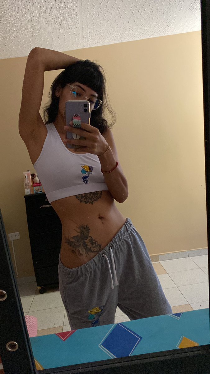 lorettasanz1's tweet photo. Hi guys! 
I’m back💕
Follow me.

https://t.co/x62qWITXtS https://t.co/G414HwfRld