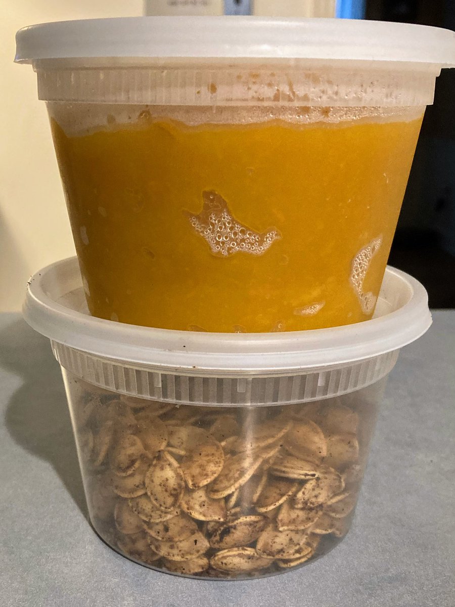 KatieMomSquared's tweet photo. Itβs #NationalPumpkinDay and Iβm ashamed to say this is my first year making my own purΓ©e. Delicious! #pumkinseeds #pumpkincookies #everythingpumpkin https://t.co/QjeSsq3u87