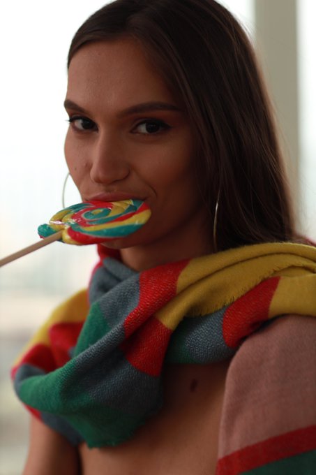 are you following me?) https://t.co/BfqJBjojkF