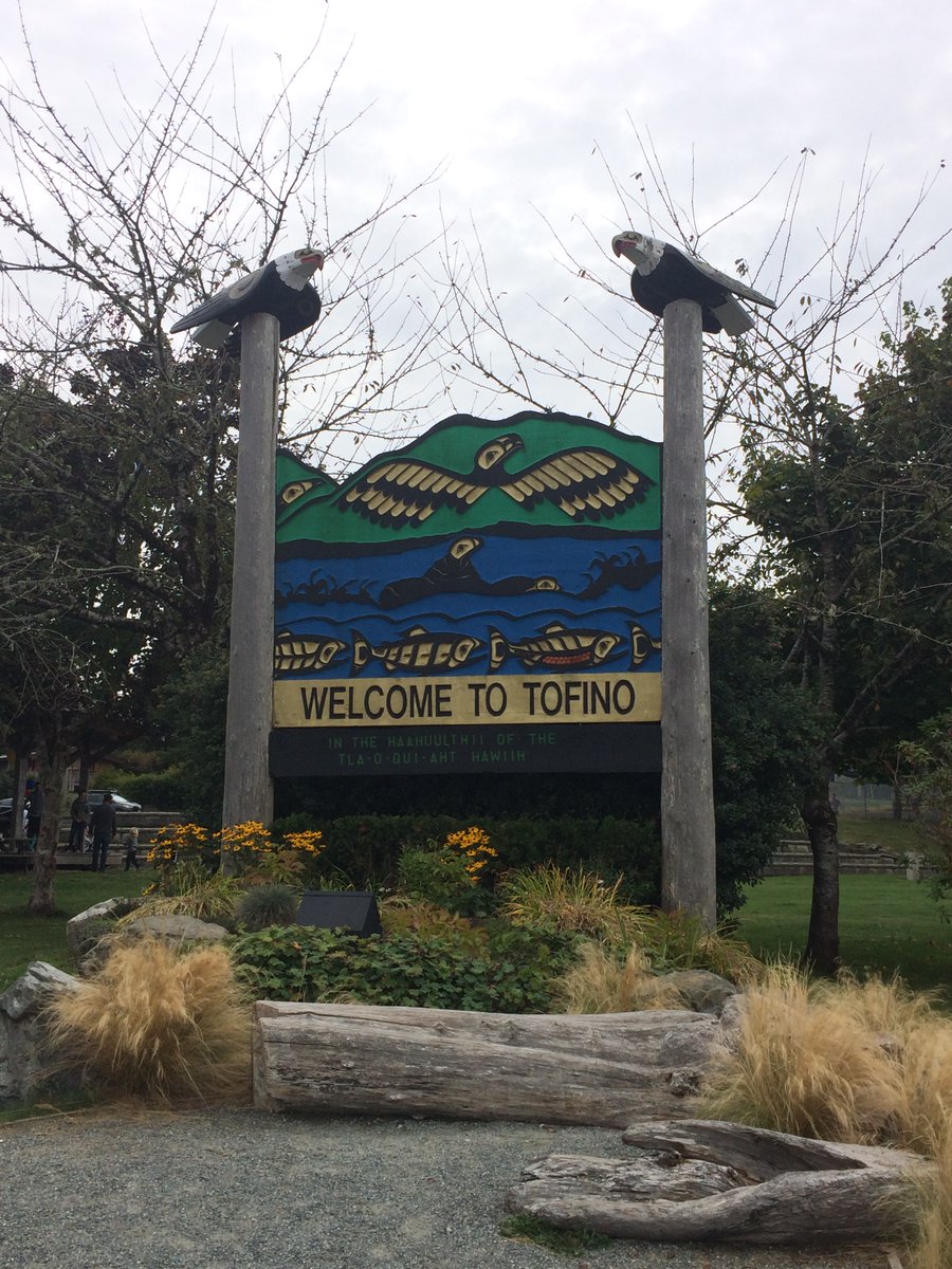 katechkah's tweet photo. Tofino. Čekala bych všechno, ale že dáme trajekt, ujedeme tolik kilometrů a pak najdeme všechny hipstery světa právě tu, to mě překvapilo. Připadnu si jako v Jericoacaře severu. #lajftrip https://t.co/jaGBkXG8S9