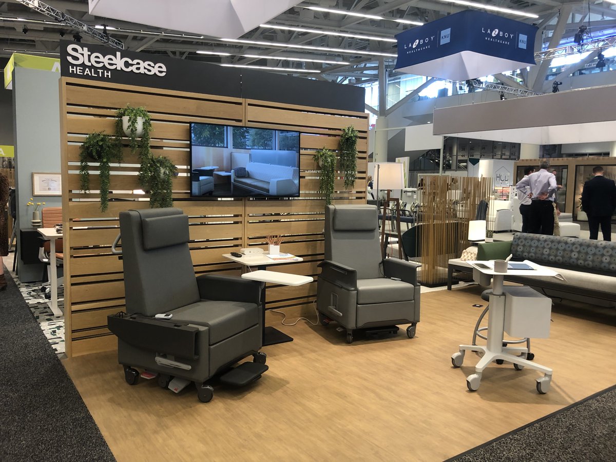 LOTHinc's tweet photo. #teamLOTH had the opportunity to attend the @HCDMagazine Expo + Conference in Cleveland and it didn't disappoint! Here are some snapshots of the @SteelcaseHealth booth.

#HCDcon #healthcaredesign #steelcasehealth https://t.co/mISFXSECfS