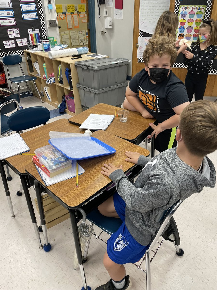 Cannons_Kinders's tweet photo. Learning all about the cause and effect relationship between the size of a water dome and the speed at which it moves! #FHLEADS https://t.co/aln8zaAJnJ