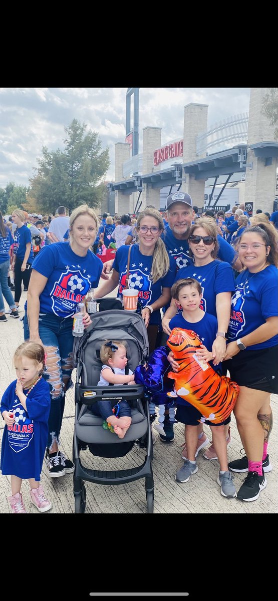 LoydSiobhan's tweet photo. Well… I am so proud to say that at Elliott we made our goal for our very own student! We did the buddy walk and raised $3196!!!! @RLKM1974 @ChejuanaMar @IrvingISD https://t.co/BaNEVrR0Bj