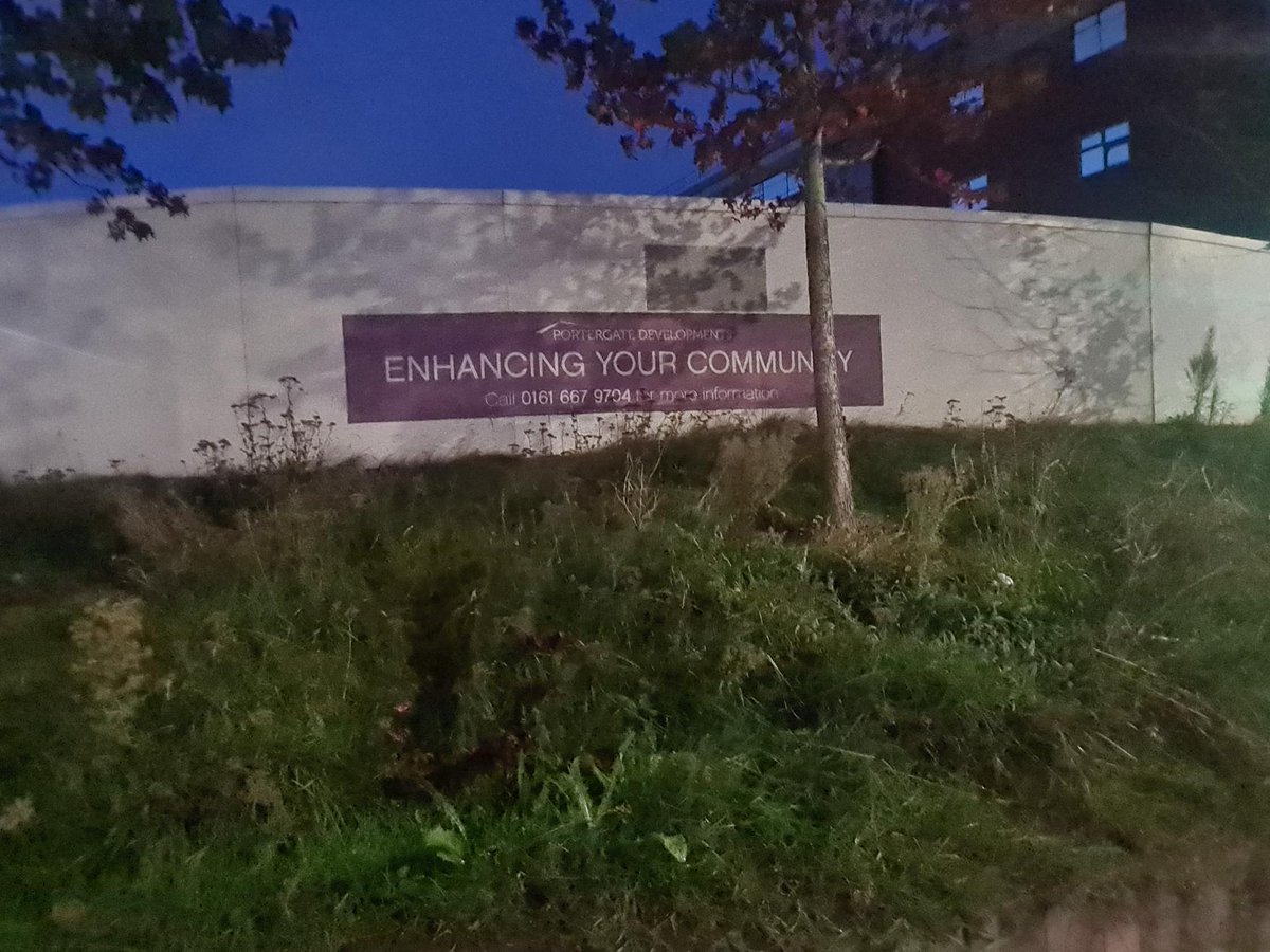 CoderTheExplor1's tweet image. #Ads are everywhere, even construction sites. Enhance the community. @TeamStrawberr
