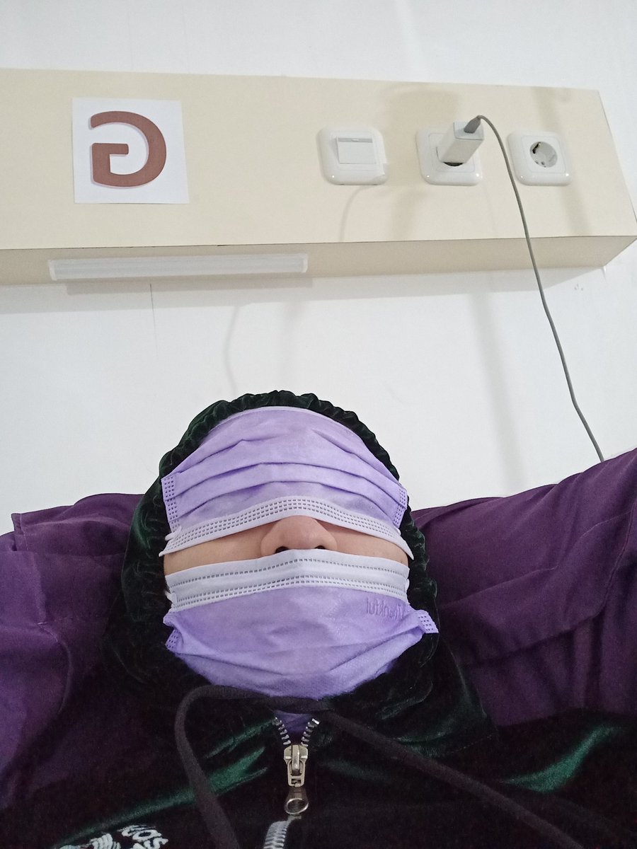 liiliterally's tweet photo. Tuhan.. pengen dapet jodoh yang baik, tanggung jawab, Soleh, dermawan. Kira² ada gaa yaa yg mau sama makhluk modelan kaya gini(^～^;)ゞ https://t.co/439tn5uYdp