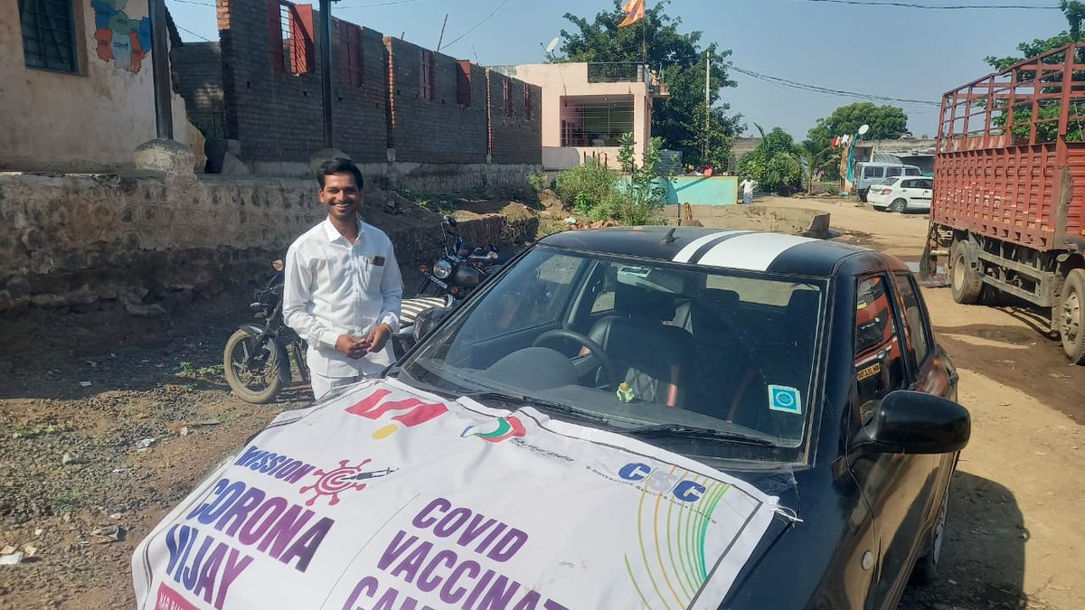 vodafoneIN_Fdtn's tweet photo. Here’s a glimpse of our vaccination drive in collaboration with @CSCegov_ . Through this initiative we’re aiming to reach 1 million people across vulnerable and disadvantaged communities in India. @dintya15 @PatankarRishi @CSCSPV_Health @MoHFW_INDIA https://t.co/dtLtOIkcyp