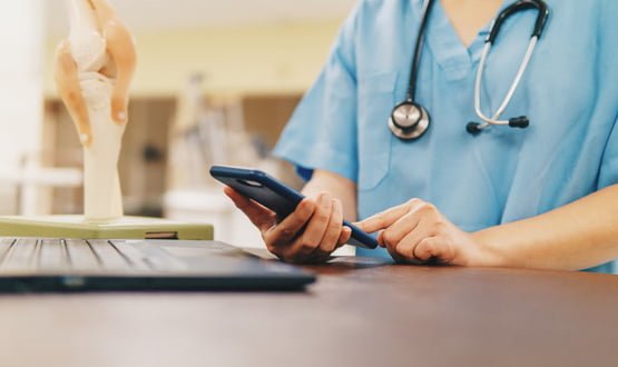 digitalhealth2's tweet photo. More needs to be done to close the digital skills gap amongst NHS staff, and the lack of digital know-how could be hampering efforts to transform healthcare, new research has revealed.

Full story 👉 https://t.co/MR3y7xDKlI https://t.co/zYx2Lqcn94