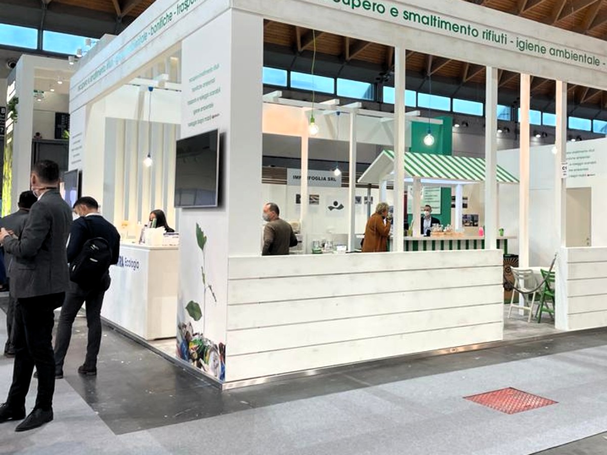 MontiLegacoop's tweet photo. La cooperazione è a #Ecomondo e #KeyEnergy a Rimini con la proprie idee, progetti, prodotti e servizi per il riuso, il riciclo e la rigenerazione. È #cooperando che possiamo risanare il nostro pianeta e assicurare un futuro sicuro alle nuove generazioni https://t.co/FqJJZmLM3a