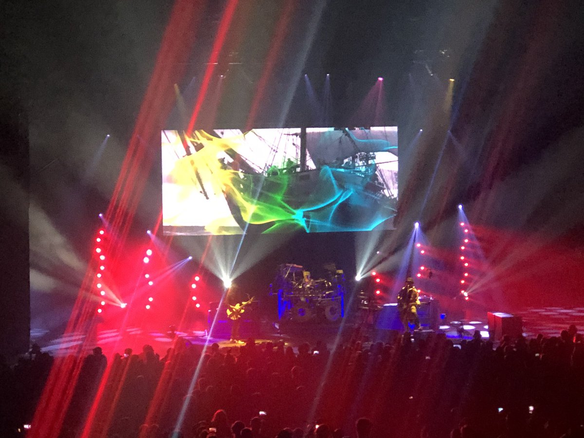 OtherRedRocker's tweet photo. Last Night…great show @primus #FarewellToKings https://t.co/fO9KwapmJ8