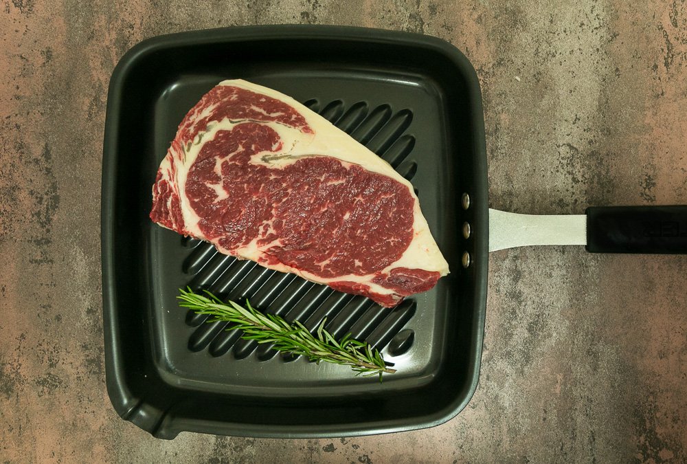 StoddartsBeef's tweet photo. No tricks here's we are all about the treats! ๐ป๐
Why not stay in and Treat yourself to some Scotch beef this Halloween weekend ๐ฅฉ๐๐
#stoddartassured #bestinbeef #scotchbeefpgi #meatwithintegrity #sirloin #steak #lovebeef #consistency #halloween #trickortreat https://t.co/Y0TdPSmK22