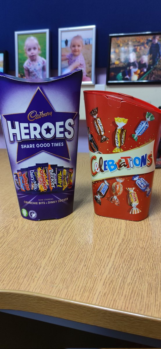 RosinaGordon's tweet photo. So glad to be Face to Face teaching that I hosted a #Hubro Simulation Challenge for my 1st Years! Can't wait to award these to the winners. A nice treat for the highest valued company! Well done Year 1! #UCLAN @UCLanLSBE #accounting @hubroedu #Business #JoinUs #Students https://t.co/ZKZnyLUMqE