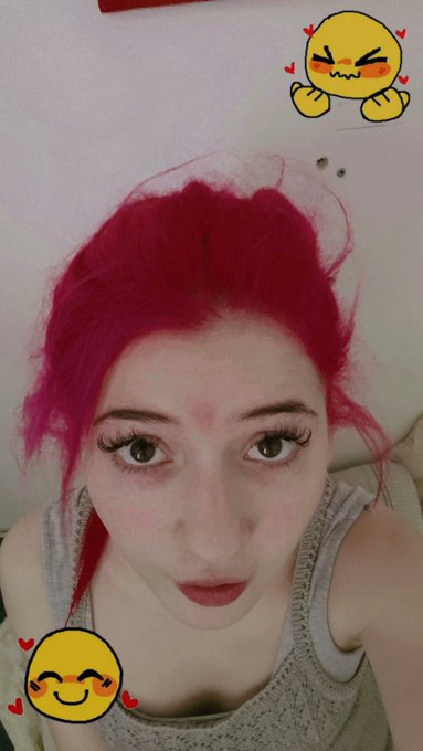 as&iacute; cuando me dice "&iquest;quer&eacute;s una almohada para tus rodillas?" https://t.co/JUKP5numFy