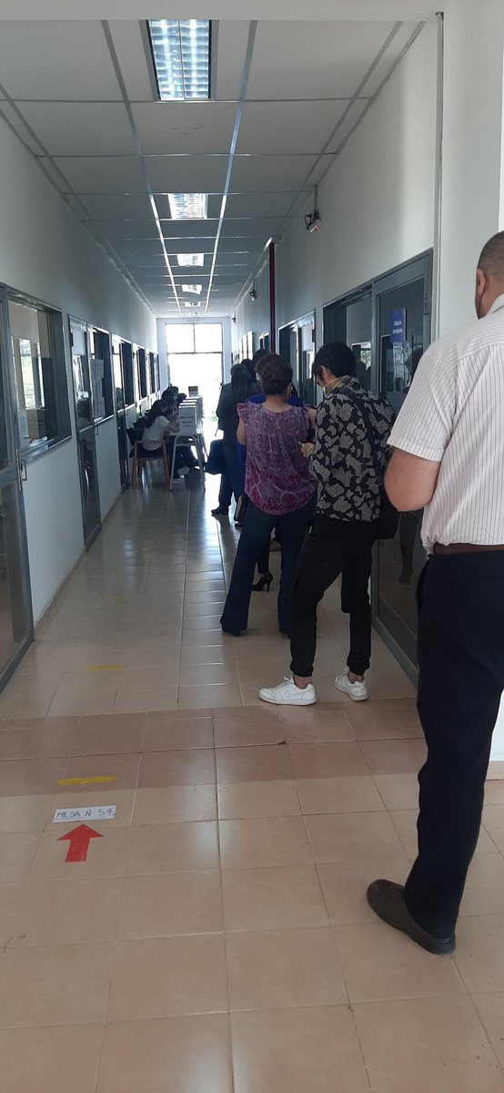 estebanm87's tweet photo. #DemocraciaEnlaUnlar, la historia de esta casa, se vuelve a escribir. Mi voto va para #TaniaRectora #GabrielaDecana https://t.co/UKi2ps4Ls6