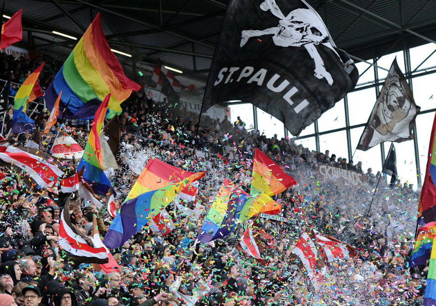 TorresErwerle's tweet photo. ✍️ [𝙃𝙄𝙇𝙊]

St. Pauli, el club más progresista del mundo: antifascista, antirracista y antihomofóbico. 🇩🇪⚽️❤️

Si te gusta, ayudarías con un RT, un MG o un follow. 🙏 https://t.co/Cw8FUiqKzG