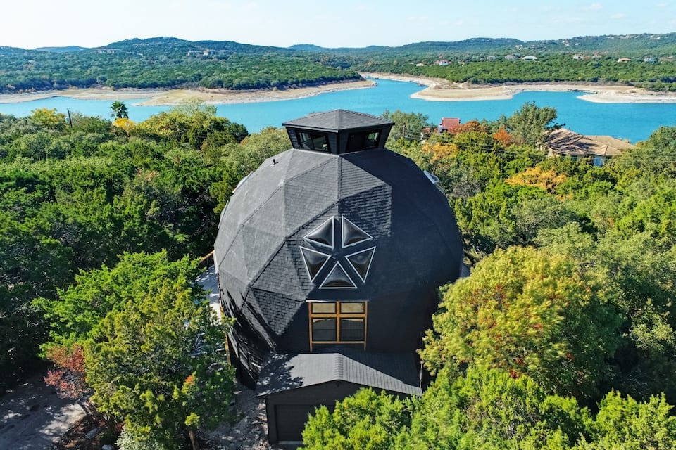 ashleylynnolson's tweet photo. Check out this one-of-a-kind Airbnb for your next staycation in Leander! 

5 🛌 ⠀ ⠀ ⠀ ⠀ ⠀ ⠀ ⠀ ⠀ ⠀ ⠀ ⠀ ⠀ ⠀
3 🛁 ⠀ ⠀ ⠀ ⠀ ⠀ ⠀ ⠀ ⠀ ⠀ ⠀ ⠀ ⠀ ⠀
3,500 📐 ⠀ ⠀ ⠀ ⠀ ⠀
2 🚗 ⠀⠀ ⠀
Starting at $700/night ⠀ ⠀ ⠀ ⠀ ⠀ ⠀ https://t.co/XY12J6H5rj