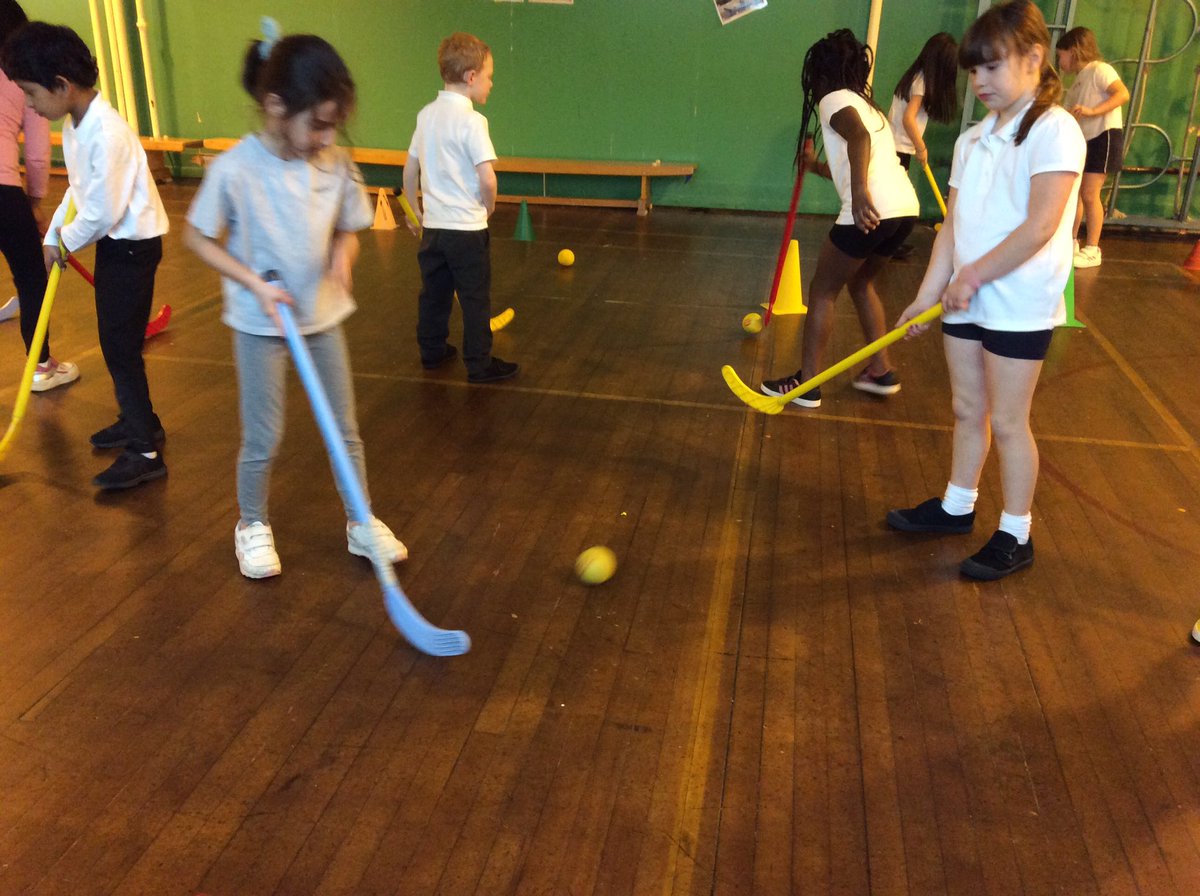 mrs_shand's tweet photo. We are improving out ball control skills while passing, stopping and dribbling and scoring with a hockey stick. @SchoolBroomhill @mrs_shand https://t.co/vuB3JiqS3D