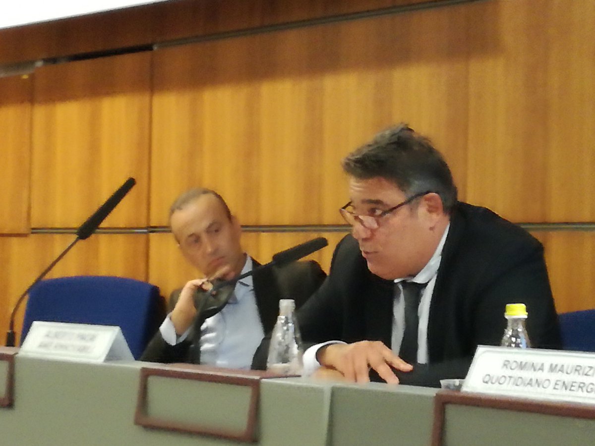 🗣 "Serve gestire il transitorio in attesa che vengano definiti i provvedimenti attuativi per recepimento della RED II: definire subito burden sharing regionale sul 2022 e ampliare le tipologie di aree idonee" Alberto Pinori presidente di #ANIERinnovabili  a <a href="/KeyEnergyit/">KEY The Energy Transition Expo</a>