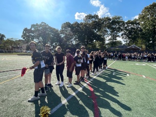 bmchsd's tweet photo. Merrick Avenue's sprit week culminated in some friendly competition at their outdoor rally! @MAMSPRIDE https://t.co/1dqgSZbOsH