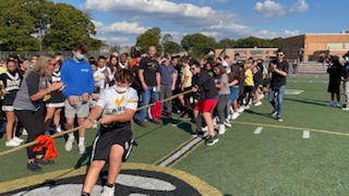 Merrick Avenue's sprit week culminated in some friendly competition at their outdoor rally! <a href="/MAMSPRIDE/">Merrick Avenue MS</a>