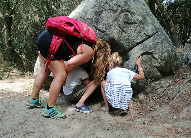 Viu el conte proposa descobrir el Parc de la Serralada Litoral a partir de tres contes guiats per tres itineraris senyalitzats amb l'aplicació <a href="/wikiloc/">Wikiloc</a> 
parcs.diba.cat/web/l-informat… #ParcLitoral
