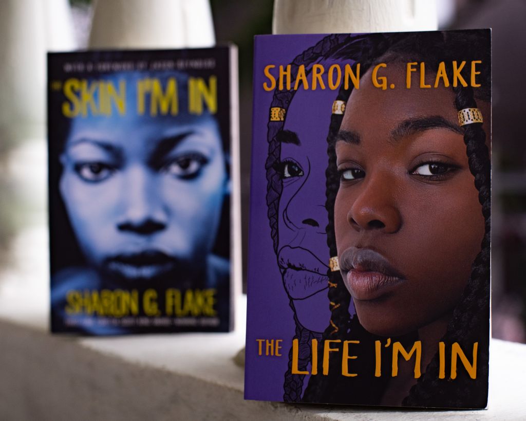 sharongflake's tweet photo. Countdown continues!  3 days until the winners of the #Kirkus Prize are announced! 

If you haven't checked it out, have a look at #thelifeimin.  Sister-novel to #theskinimin, following the character Char, who gets caught up in the world of #humantrafficking. https://t.co/hVRziXcDgc
