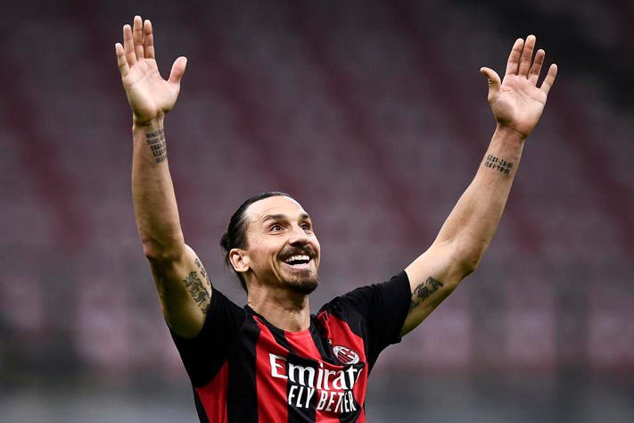 TredleyFS's tweet photo. 🇮🇹TFS GIVEAWAY🇮🇹 

We will giveaway a mystery shirt if Zlatan Ibrahimovic scores first tonight vs Torino 🇸🇪1️⃣⚽️

To enter, all you need to do is…

1) Follow us
2) Retweet this tweet
3) Retweet our pinned tweet

Tag friends to share the love! 

#SerieA https://t.co/5q8LpGiORy
