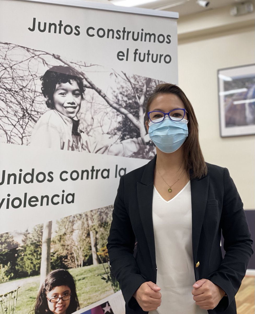 MilMujeres tweet picture