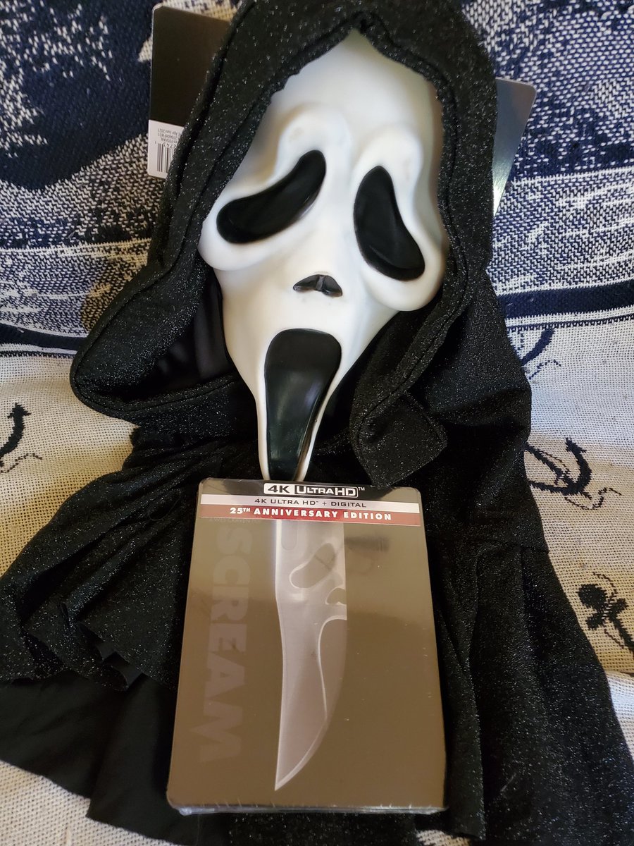LblsUnderground's tweet photo. Canceled my order of the steelbook 25th Anniversary Edition of #SCREAM from Amazon after going to Best Buy and was able to purchase it. #SCREAMCommunity check your local Best Buy! https://t.co/1TYWfTzttl