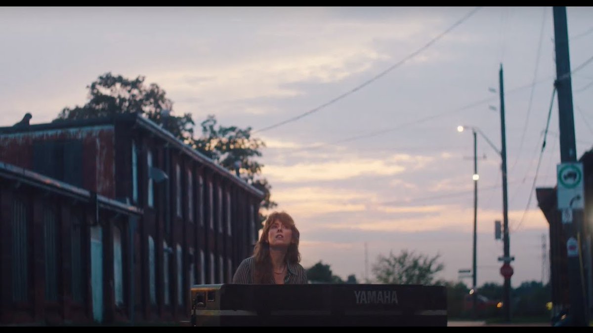 wolfinasuitblog's tweet photo. #MusicVideo: "Charlie IO" by Ellevator at https://t.co/kTnqbHm2vH #charlieio #ellevator #Canada #NewMusicAlert #indie #indiemusic #indiepop #music #thatvoice #mustlisten #wolfinasuit #musicblog #NewMusic #onrepeat #feelthemusic #musicislife https://t.co/jLp9LoAWPP