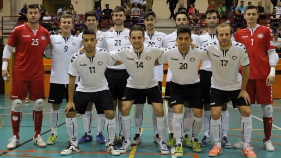 ⚽🏆 Pocas noches futboleras son tan apasionantes como las de la Copa del Rey. Hoy, <a href="/cdrivasfutsal/">C.D. Rivas Futsal</a> se mide en segunda ronda al <a href="/1mostolesfs/">MRB-FS Móstoles</a>: a las 21.10, en el polideportivo municipal Parque del Sureste. Los ripenses militan en Segunda B; los mostoleños, en Segunda A: