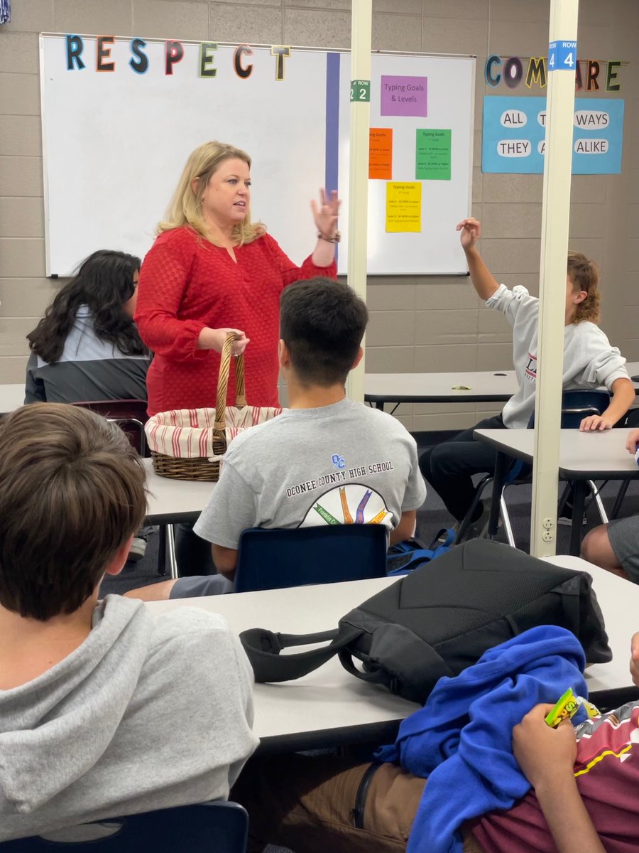 FblaOcms's tweet photo. Thank you Mrs. Broun for a great presentation and discussion about @waltonemc careers and scholarship opportunities with our 8th Grade @OconeeCountyMS Career classes.  @OCS_CTAE https://t.co/W70ggZE7fy