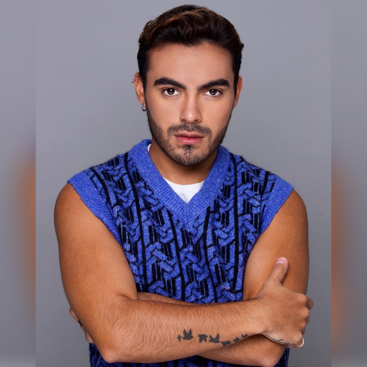#MundialDelPopNews ♥️

Nueva fotografía de #DennisArana. 💚

<a href="/_DennisArana/">Dennis Arana</a>