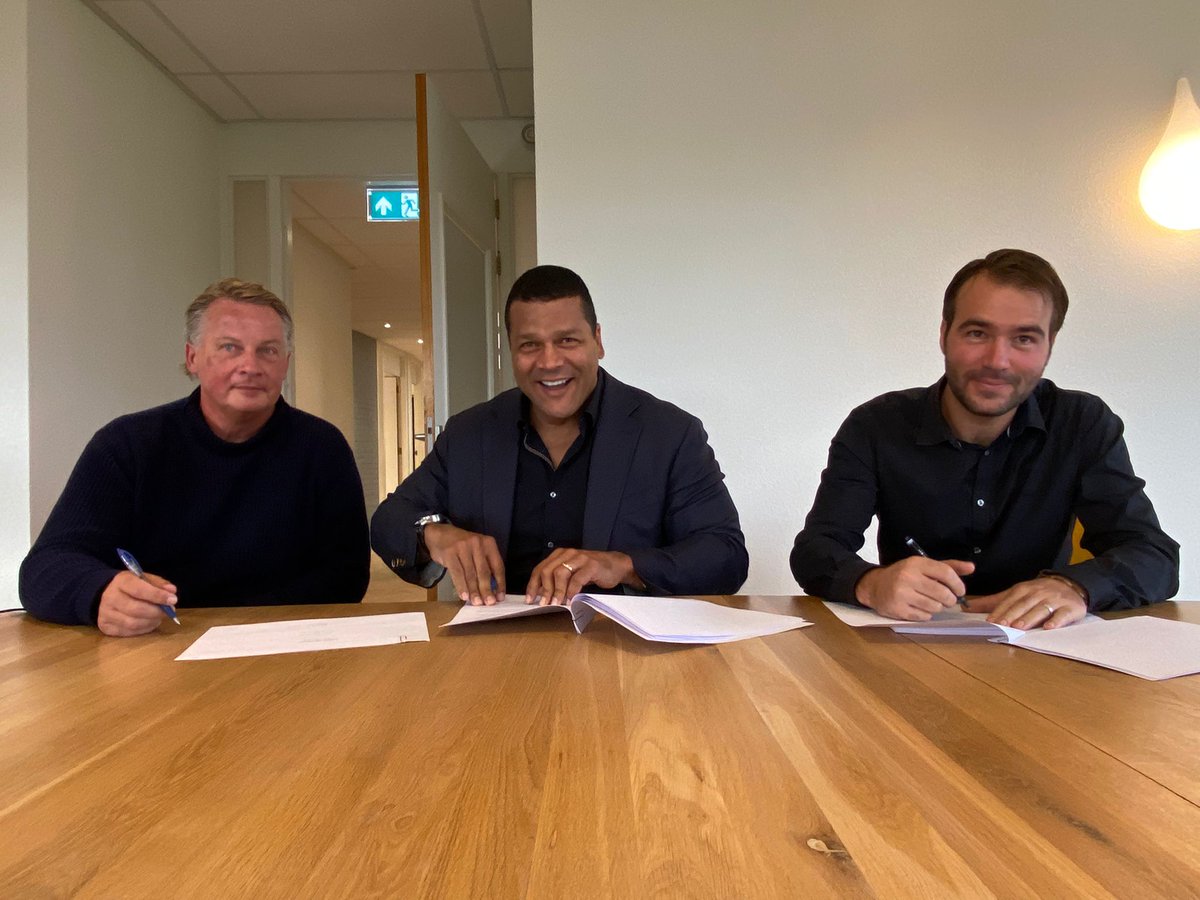 Today, we signed a contract with Visser Corporation! A great step to develop home health care on the islands Aruba, Curaçao and St Martin.  
<a href="/josdeblok/">Jos de Blok</a> <a href="/Thijsdeblok/">Thijs de Blok</a> <a href="/gonniekr/">Gonnie Kronenberg</a> @vissercorporation