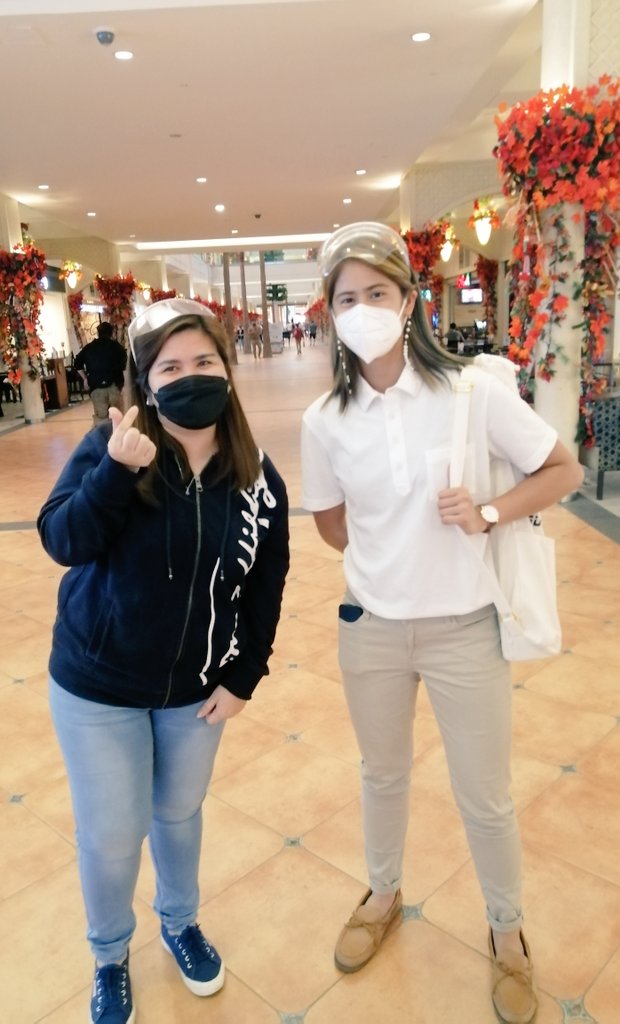 ettehpam's tweet photo. I don't believe in luck but today is exceptional 😊😍🤗
Truly that if it's meant to be, it will happen 🙏💯
My warmest Thanks to Deanna for being so nice and accomodating 🤗😃
#OneForTheBook #SorryForTheFloodPost😁
#GuessPhWithDeannaWong https://t.co/AovyEB7oMw