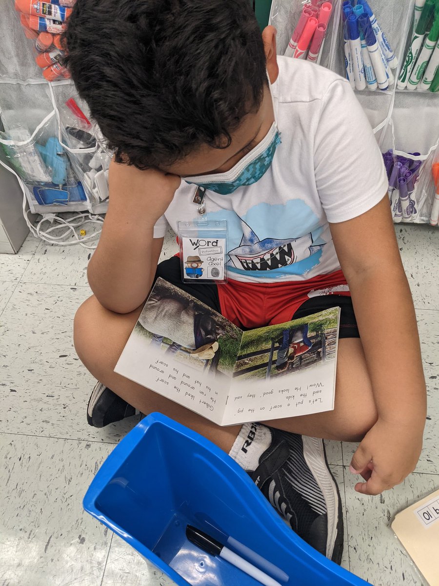 Badge day is my favorite word detective lesson!  They are so excited to earn their badges, wonder who from headquarters dropped them off, and wear them proudly! 🕵️ <a href="/SullyES_LCPS/">Sully ES</a>