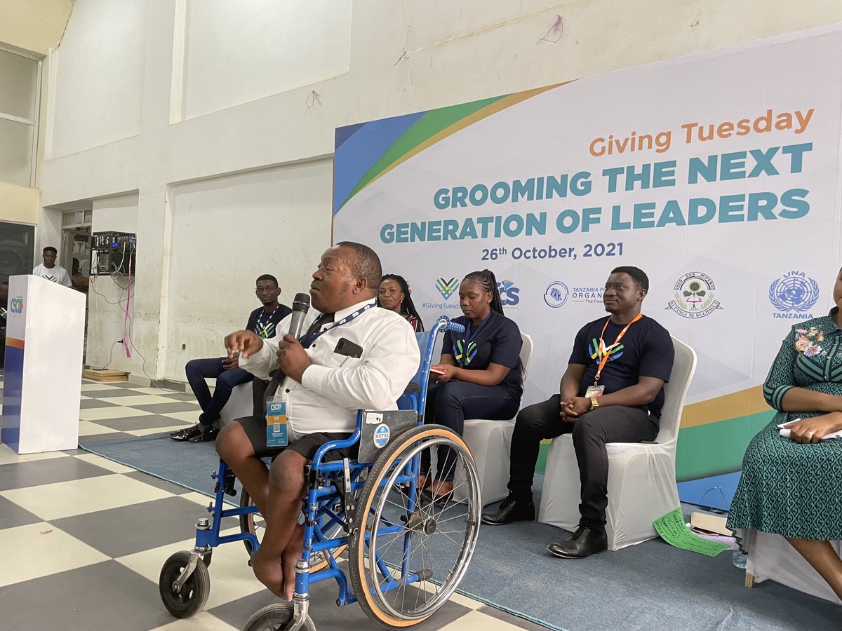 KiwangaFrancis's tweet photo. Mr. Frederick Msigallah, one of the board members of ⁦@FCSTZ⁩ sharing his experience on leadership within civil society.  His career journey is so inspiring ⁦@CCBRTTanzania⁩ ⁦@CSOWeek⁩ #Azakinamaendeleo #Tanzania https://t.co/4NhlI2h2py