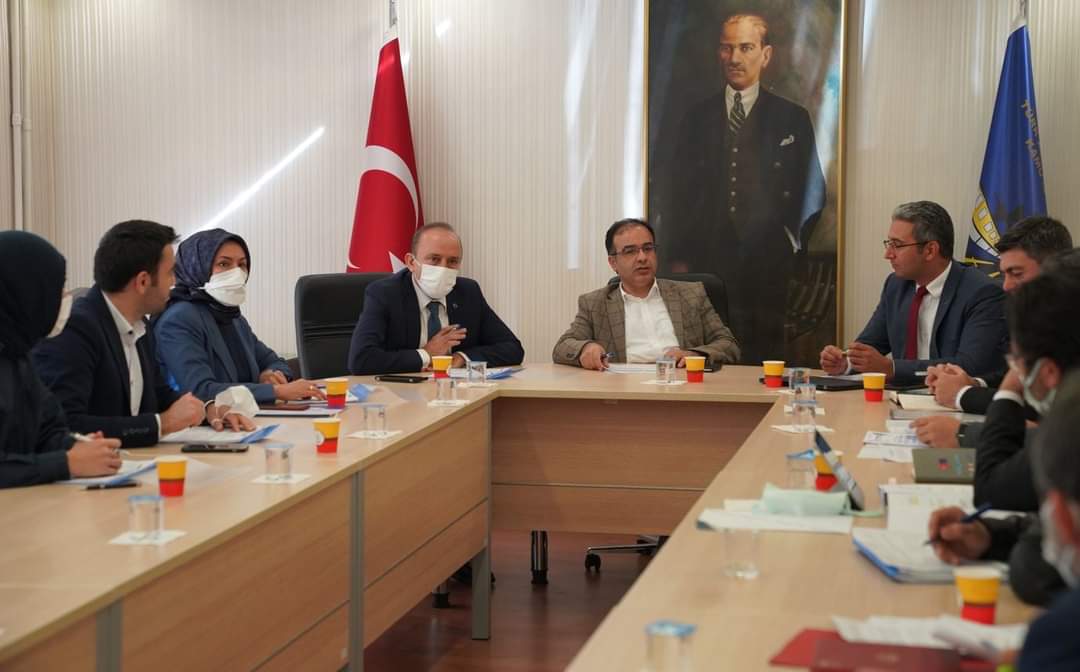 devletsert's tweet photo. AİLE VE SOSYAL HİZMETLER BAKANLIĞI YENİ DÖNEM TİS MÜZAKERELERİNE BAŞLADIK

Haber linki ⬇

https://t.co/OYGuApD2Te https://t.co/gehzZIMYqF