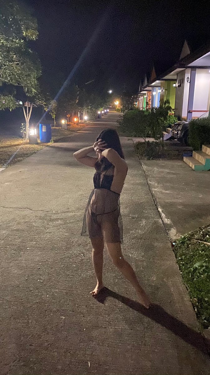 想玩露出 姐姐说有点凉就算了