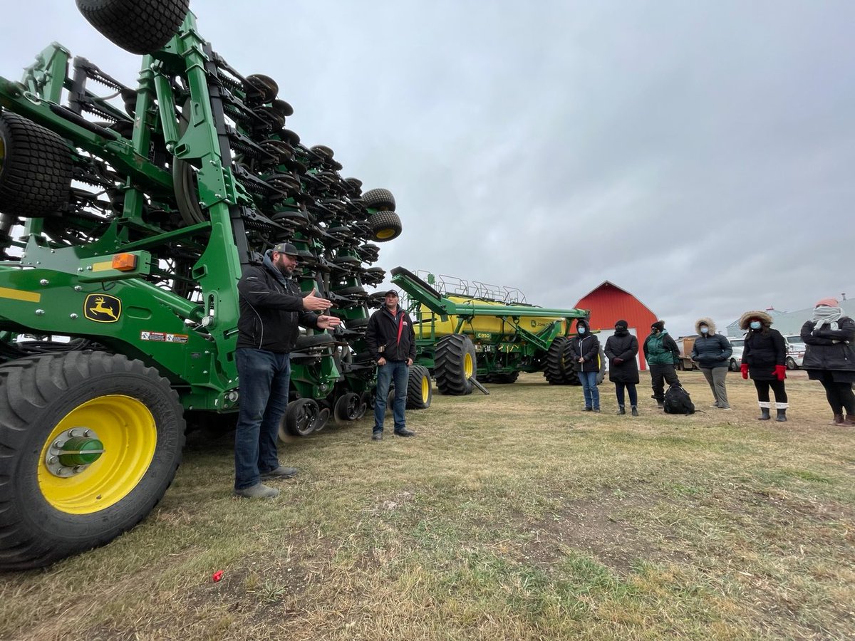 aitcsk's tweet photo. An incredible way to #CelebrateAg!

We connected teachers &amp; ag this month with @SunWestDLC @SunWestSD207. Two full days of great questions, conversations &amp; learning!

THANK YOU tour hosts for opening up your operations and sharing your passion for &amp; knowledge of producing food! https://t.co/ZgV05EAYUH