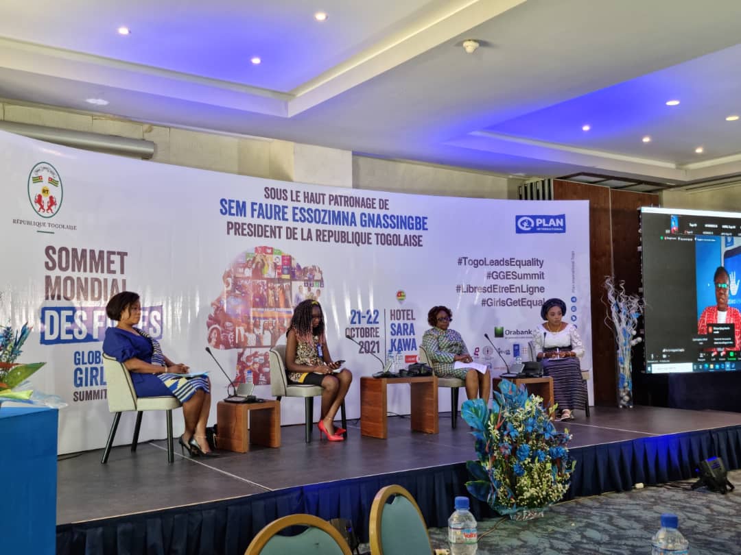 Sommet Mondial des Filles. Une occasion pour les filles de projeter leur vision de ce monde dont notre génération rêve. 
Des recommandations ont été faites et des engagements pris. 
L'exigence, c'est la mise en œuvre de ces recommandations.
#TogoLeadsEquality
#GirlsGetEqual