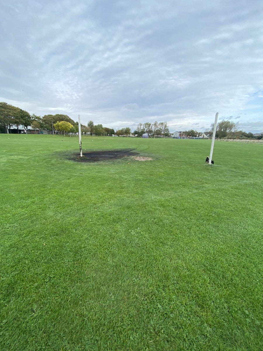 Jamie_Hannon9's tweet image. How are kids meant to participate in sports when their local facilities are being destroyed constantly @Fingalcoco @BaldoyleUtd