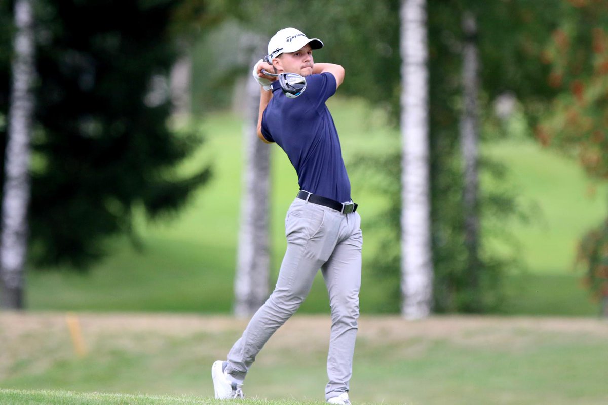 voittamatoncom's tweet photo. Nicolas Jenkins on VOITTAMATON!🔥

Ammattigolfari Nicolas Jenkins teki meidän tavoitteiden asettelu-valmennuspaketin ja suosittelee sitä kaikille, jotka haluavat kehittää mentaalisia taitojaan. 

Haluatko sinäkin olla Voittamaton?

#Voittamaton
#Valmennus
#Golf
#OtaSeuraavaAskel https://t.co/BD6IIMw18z