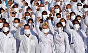 CdiCandelaria's tweet photo. Nuestros héroes de batas blanca siempre todos en linea de trincheras para ayudar a nuestros pueblos hermanos . Cada problema es una oportunidad para tomar conciencia de nuestra responsabilidad ,un desafío a nuestra capacidad para vencer las dificultades #ACubaPonleCorazón 🇨🇺 https://t.co/kBT6PY4vKc